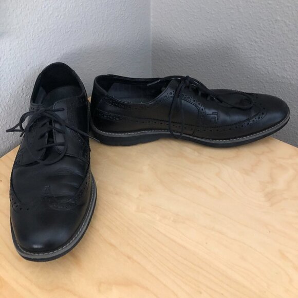 TIMBERLAND City Groovy Wingtip Leather Oxfords - Picture 3 of 13